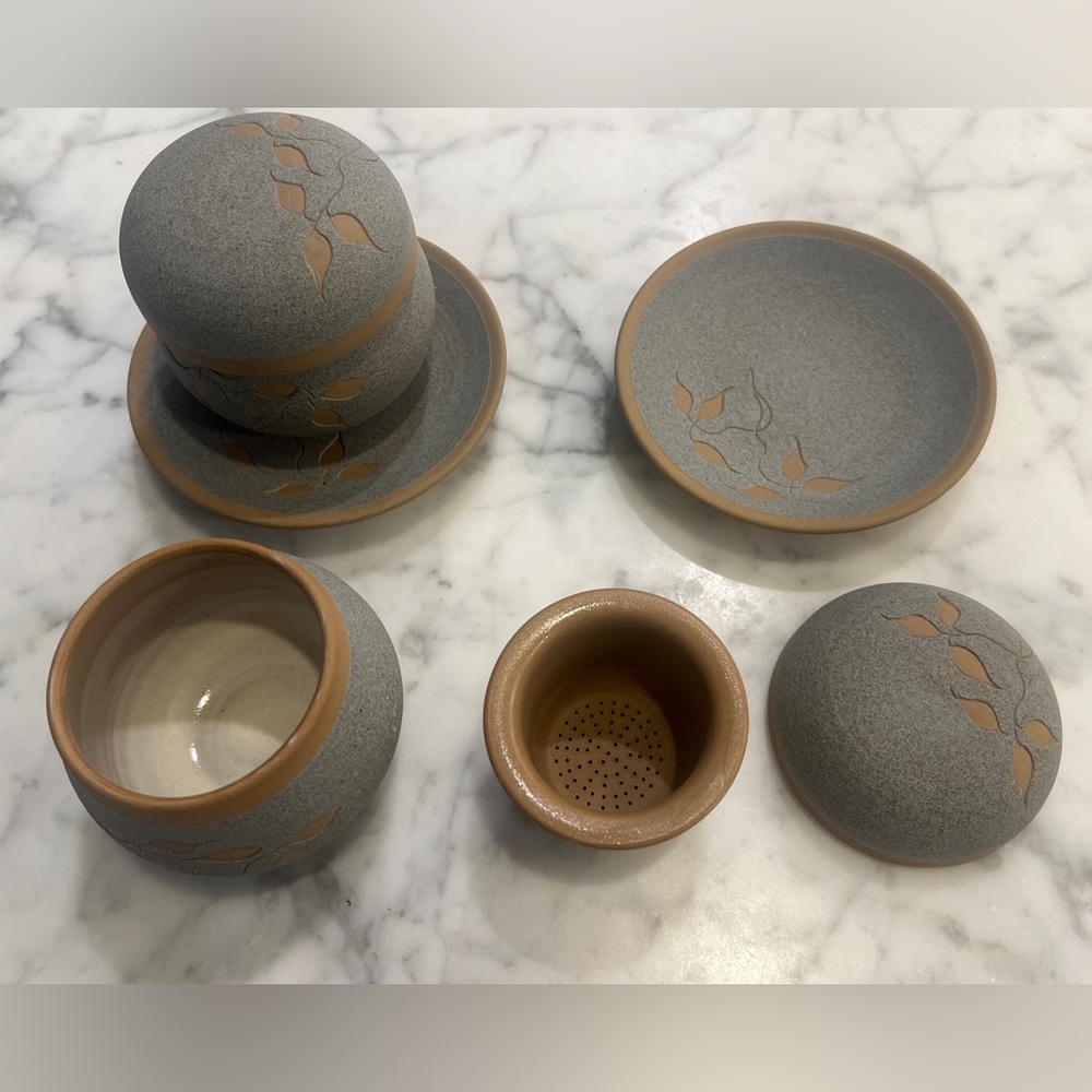 Korean Ceramic Tea Set - Picture 5 of 5